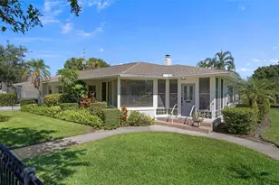 105 17th Ave NE, Saint Petersburg, FL 33704 - Photo 1