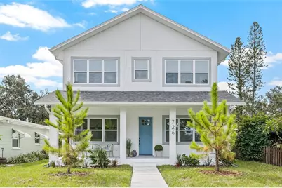 726 52nd Avenue N, Saint Petersburg, FL 33703 - Photo 1