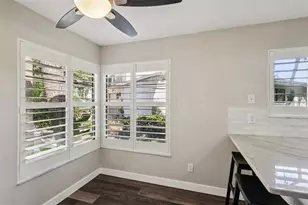 4234 Golf Club Ln, Tampa, FL 33618 - Photo 11