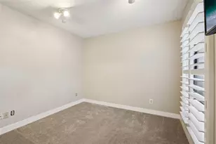 4234 Golf Club Ln, Tampa, FL 33618 - Photo 19