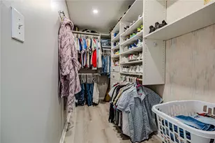 8020 Sharon Dr, Tampa, FL 33617 - Photo 39