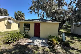 1210 Sweeney Dr, Ruskin, FL 33570 - Photo 23