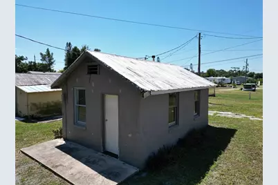 1210 Sweeney Drive, Ruskin, FL 33570 - Photo 5