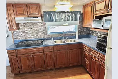 9790 66th Street N #330, Pinellas Park, FL 33782 - Photo 3