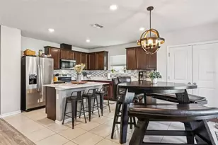 29977 Marquette Ave, Wesley Chapel, FL 33545 - Photo 17