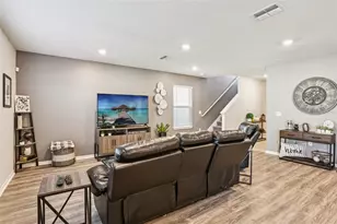 29977 Marquette Ave, Wesley Chapel, FL 33545 - Photo 15