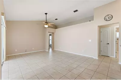 2213 Towering Oaks Circle, Seffner, FL 33584 - Photo 41