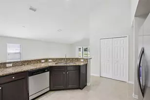 106 Star Shell Dr, Apollo Beach, FL 33572 - Photo 13