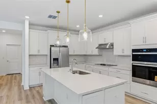 3734 Obsidian Dr, Spring Hill, FL 34609 - Photo 3