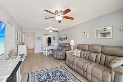 5849 Park Street N #202, Saint Petersburg, FL 33709 - Photo 9