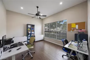 18520 Ambly Ln, Tampa, FL 33647 - Photo 9