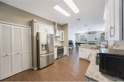 18520 Ambly Lane, Tampa, FL 33647 - Photo 17