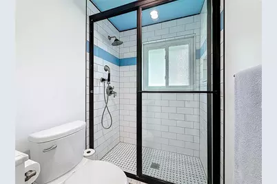 8693 15th Street N, Saint Petersburg, FL 33702 - Photo 73