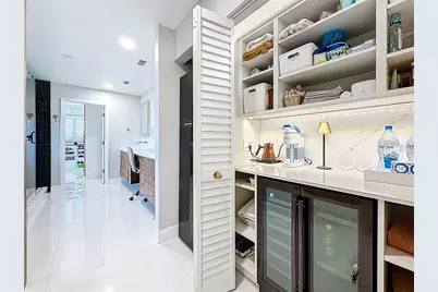 8693 15th Street N, Saint Petersburg, FL 33702 - Photo 57