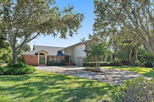 2371 Landings Cir, Bradenton, FL 34209 - Photo 3