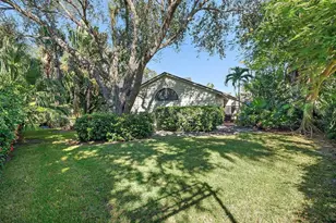 2371 Landings Cir, Bradenton, FL 34209 - Photo 71