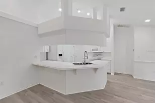 2130 Saxon Ln, Lakeland, FL 33810 - Photo 19