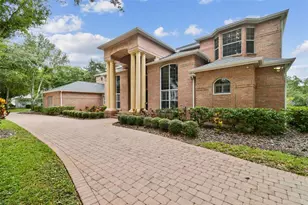 3020 Kensington Trce, Tarpon Springs, FL 34688 - Photo 3