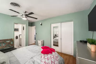 1175 62nd Place S, Saint Petersburg, FL 33705 - Photo 11