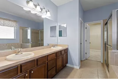 7911 Hampton Lake Drive, Tampa, FL 33647 - Photo 17