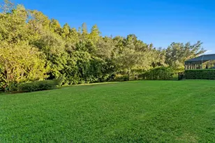 7911 Hampton Lake Dr, Tampa, FL 33647 - Photo 31