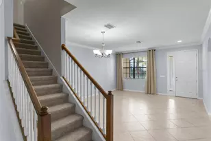7911 Hampton Lake Dr, Tampa, FL 33647 - Photo 5