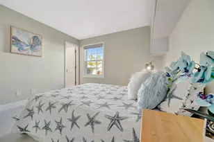 4827 Coquina Key Dr SE, Saint Petersburg, FL 33705 - Photo 19