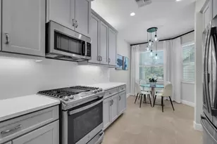 4922 Sienna Isles Ave, Wimauma, FL 33598 - Photo 11
