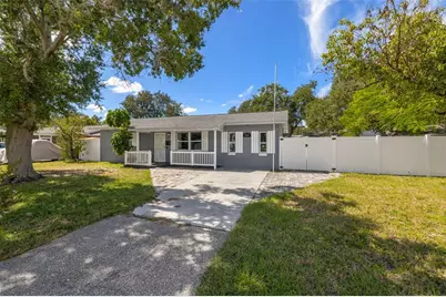 5900 1st Street N, Saint Petersburg, FL 33703 - Photo 1