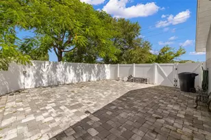 5900 1st St N, Saint Petersburg, FL 33703 - Photo 21