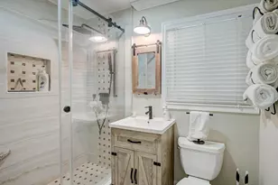 1720 Richard Ervin Pkwy, Tarpon Springs, FL 34688 - Photo 53