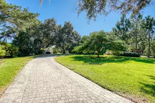 1720 Richard Ervin Pkwy, Tarpon Springs, FL 34688 - Photo 25