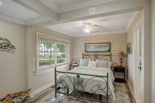 1720 Richard Ervin Pkwy, Tarpon Springs, FL 34688 - Photo 49