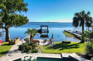 1720 Richard Ervin Pkwy, Tarpon Springs, FL 34688 - Photo 19