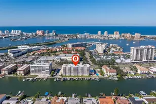 223 Island Way, Clearwater Beach, FL 33767 - Photo 5