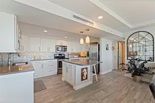 223 Island Way, Clearwater Beach, FL 33767 - Photo 17