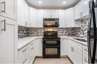 2735 Sherbrooke Lane #A, Palm Harbor, FL 34684 - Photo 7