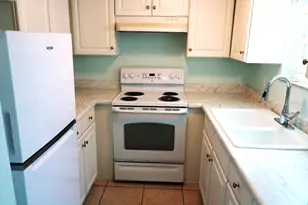 5712 Townhouse Dr, New Port Richey, FL 34652 - Photo 17