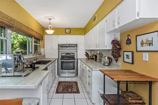 109 Ponce De Leon Blvd, Belleair, FL 33756 - Photo 11