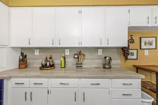 109 Ponce De Leon Blvd, Belleair, FL 33756 - Photo 25