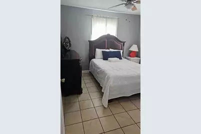 7216 9th Avenue N, Saint Petersburg, FL 33710 - Photo 7