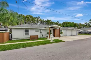 19207 Crooked Ln, Lutz, FL 33548 - Photo 7