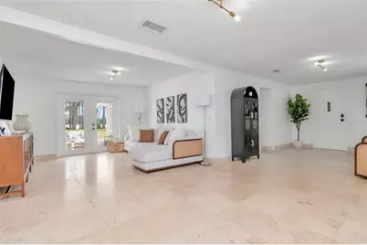 19207 Crooked Lane, Lutz, FL 33548 - Photo 11