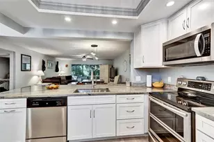 107 Pinehurst Dr, Bradenton, FL 34210 - Photo 5