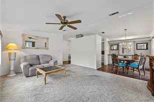 4920 Blanco Dr, Zephyrhills, FL 33541 - Photo 11