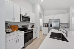 17512 Shirewood Wy, Land O Lakes, FL 34638 - Photo 5