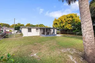 11134 Taft Dr, Port Richey, FL 34668 - Photo 21