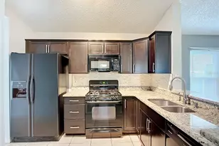 3412 Palm Beach Dr, Valrico, FL 33594 - Photo 9