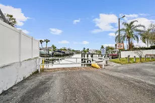 4701 Lodestone Dr, Tampa, FL 33615 - Photo 23