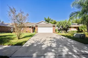 6549 Foxmoor Dr, Zephyrhills, FL 33542 - Photo 29